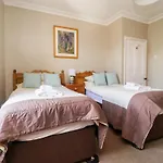Дом отдыха Craven House *